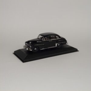 Minichamps 1951-53 Opel Kapitan Black
